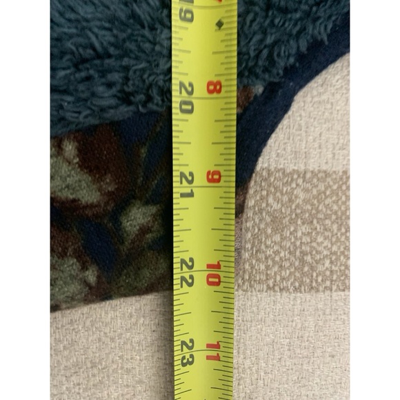 ODDY Blue and Gray Sleeveless Floral Pattern Vest Faux Fur - Picture 4 of 6